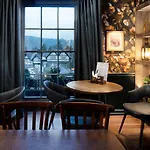 Oakbank At The Angel