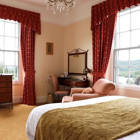 Oakbank At The Angel Hotel 4*