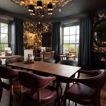 فندق Oakbank At The Angel ويندرمير